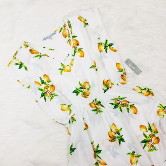 Sweet Rain Dresses & Skirts - Sweet rain lemon dress 🍋